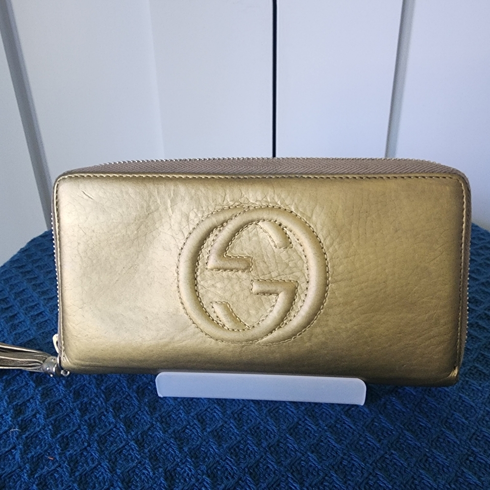 Gucci Soho Gold Metallic Long wallet